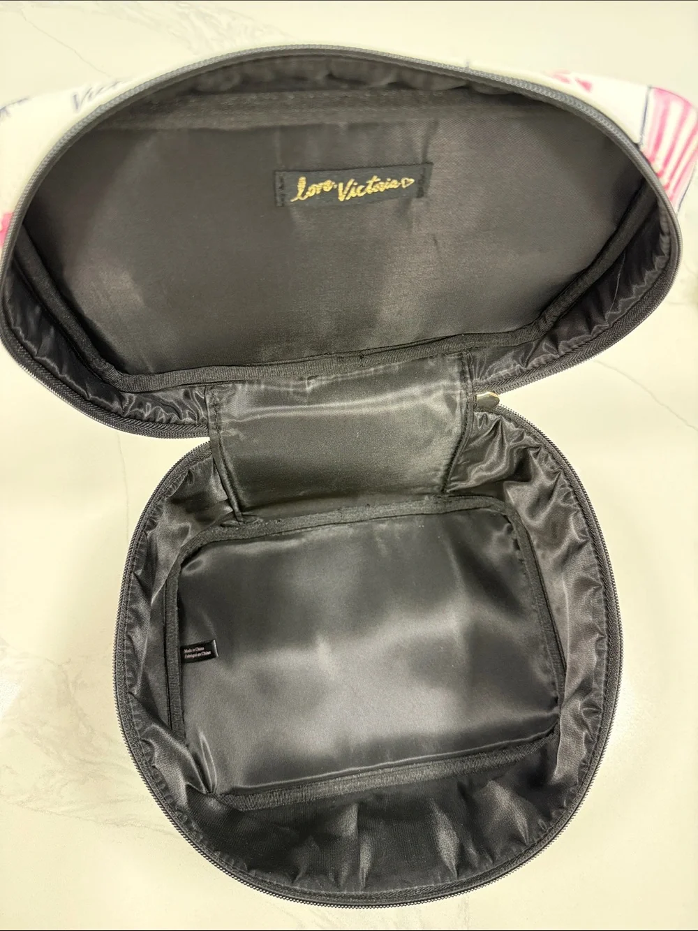 Victoria's Secret White Cosmetic Case with Pink & Black Motif